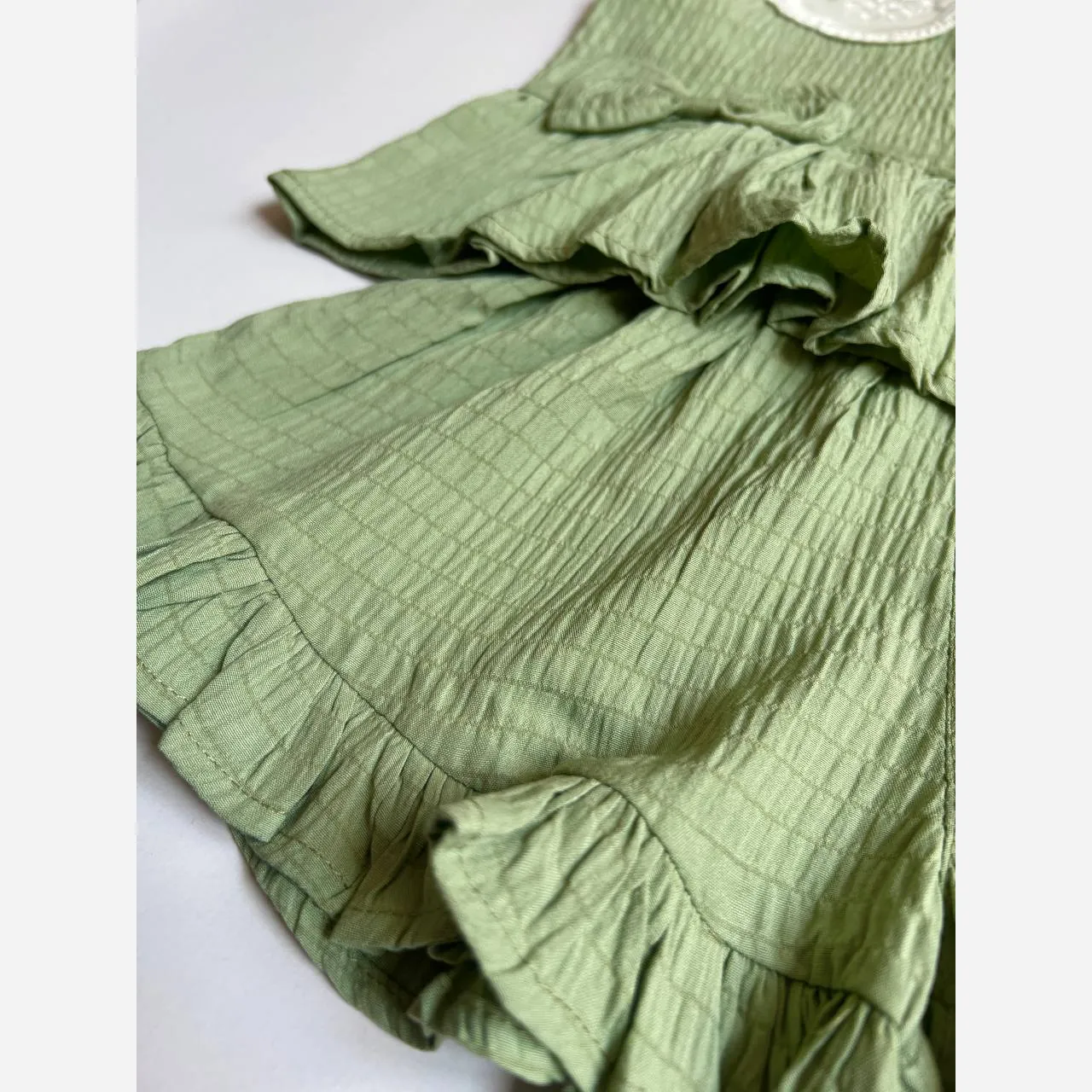 ست دو تکه تابستانه دخترانه تاپ و شلوارک جنس اطلس سایز 1 تا 7 سال